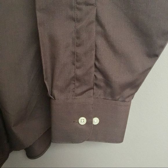 Van Heusen Fitted Brown Button-down Shirt - Picture 3 of 3